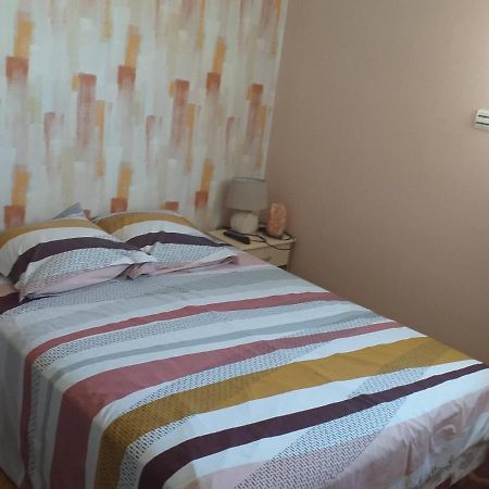 Chez Mamie Riclaude Bed & Breakfast Orsan Luaran gambar